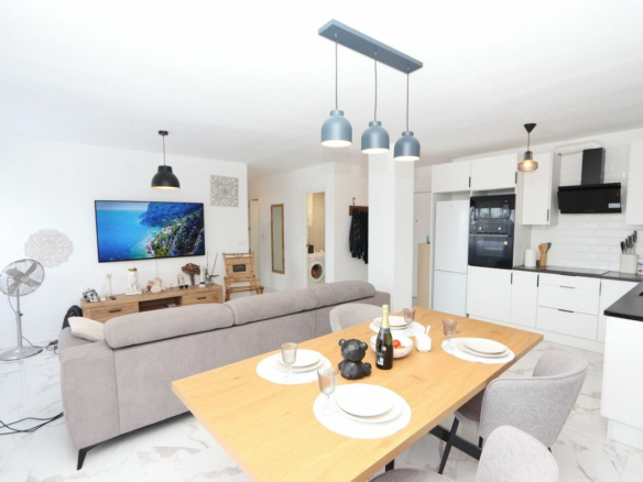 Apartment In Orihuela Costa