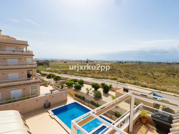3-bedroom Apartment In Orihuela Costa, Spain (105 M²)