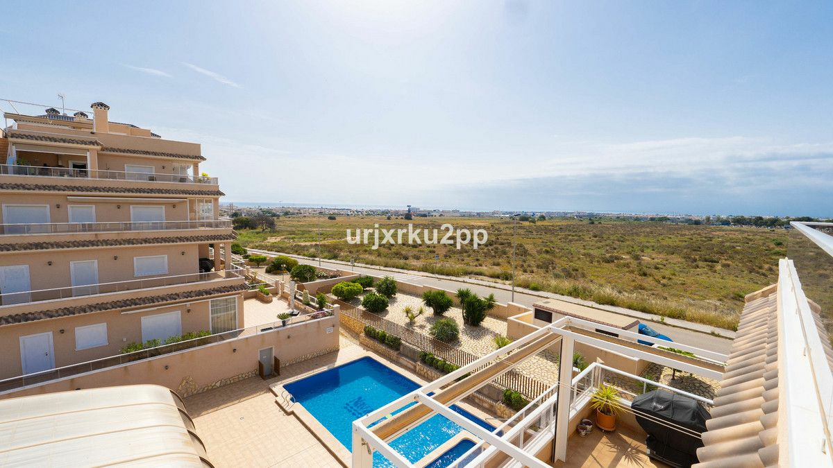 3-bedroom Apartment In Orihuela Costa, Spain (105 M²)