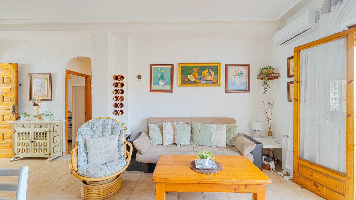 2-bedroom Apartment In Orihuela Costa, Spain (64 M²)