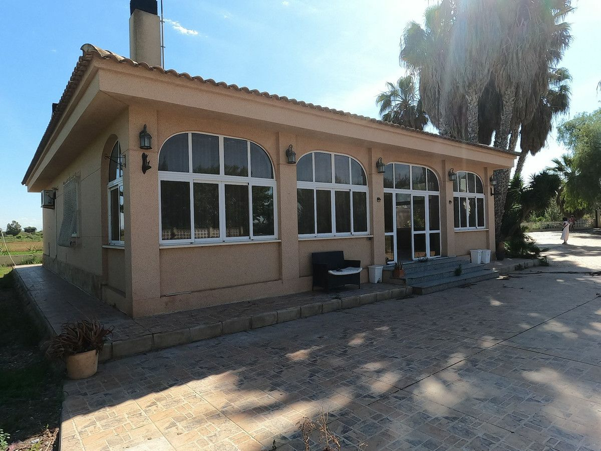 Villa In Dolores