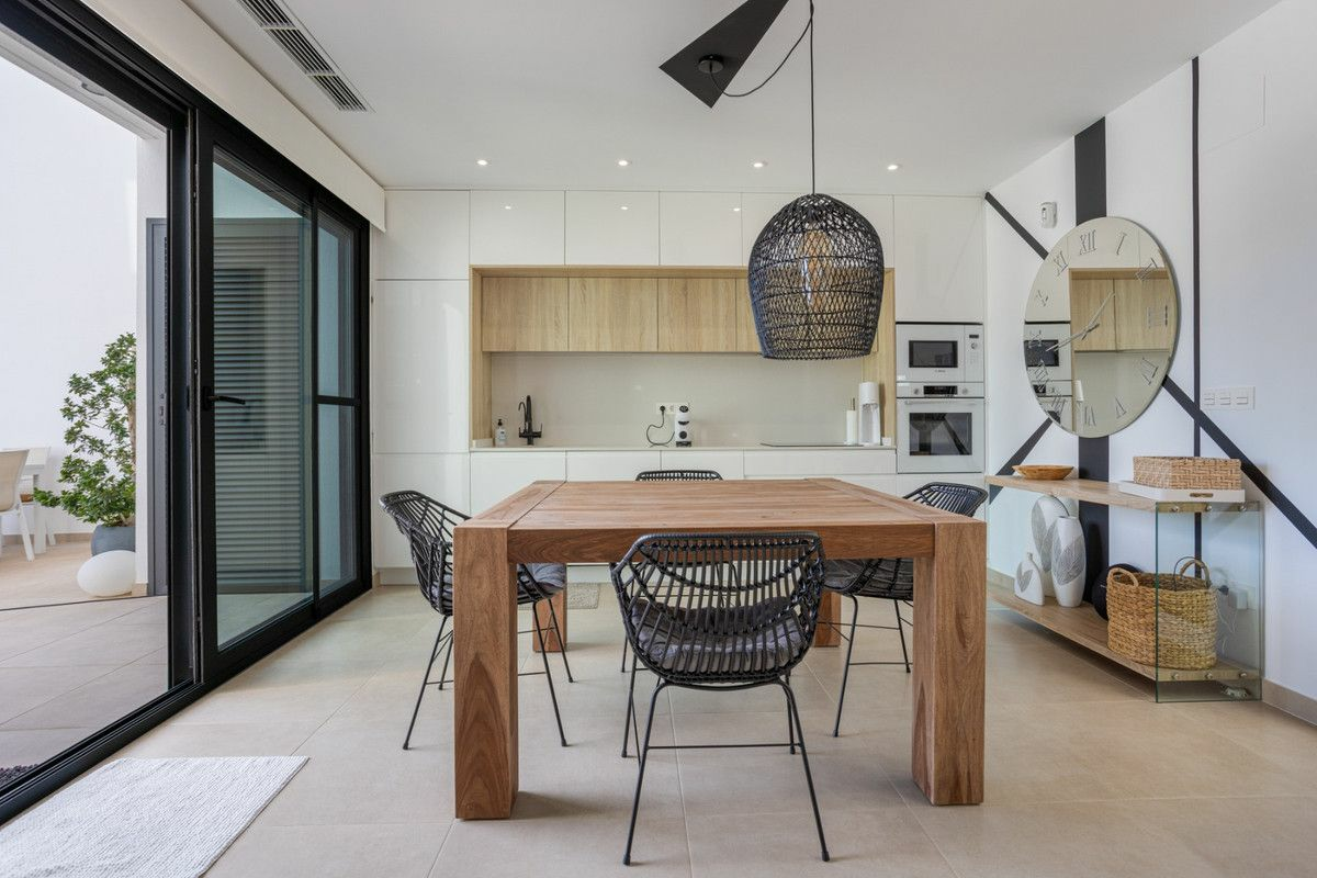 2-4-63a6e0 House In Benijofar