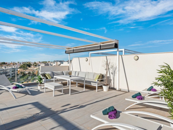 2-bedroom Apartment In Orihuela Costa, Spain (72 M²)