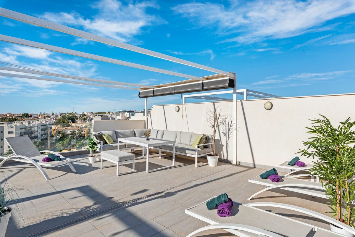 2-bedroom Apartment In Orihuela Costa, Spain (72 M²)