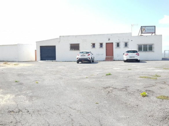 2-bedroom Country House In Los Montesinos, Spain (253 M²)