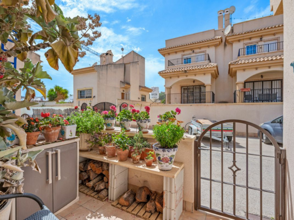 House In San Miguel De Salinas