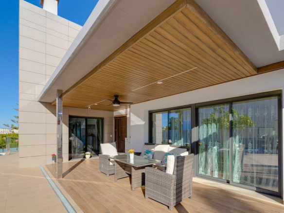 3-bedroom Villa In Orihuela Costa, Spain (461 M²)