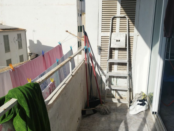 3-bedroom Apartment In Palma De Mallorca, Spain (92 M²)