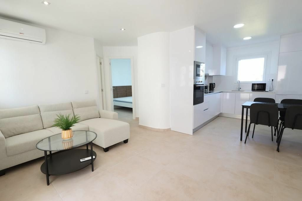 2-bedroom Villa In Orihuela Costa, Spain (57 M²)