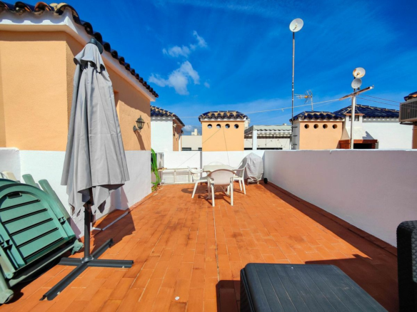 2-bedroom Apartment In Torrevieja, Spain (80 M²)