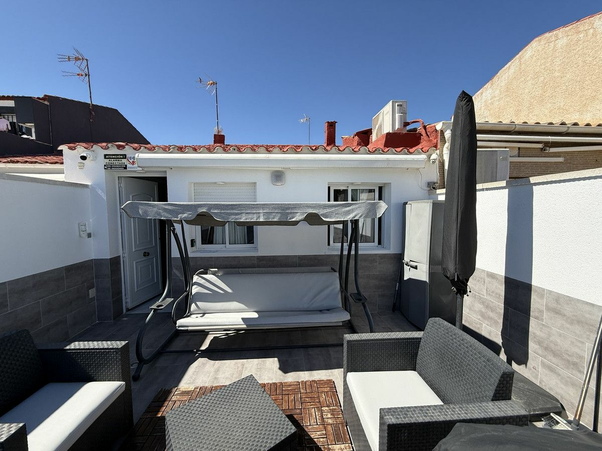 2-bedroom Villa In Torrevieja, Spain (57 M²)