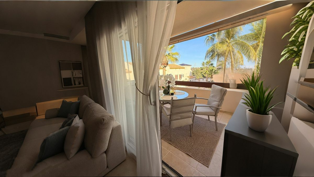 3-bedroom Apartment In Orihuela Costa, Spain (138 M²)