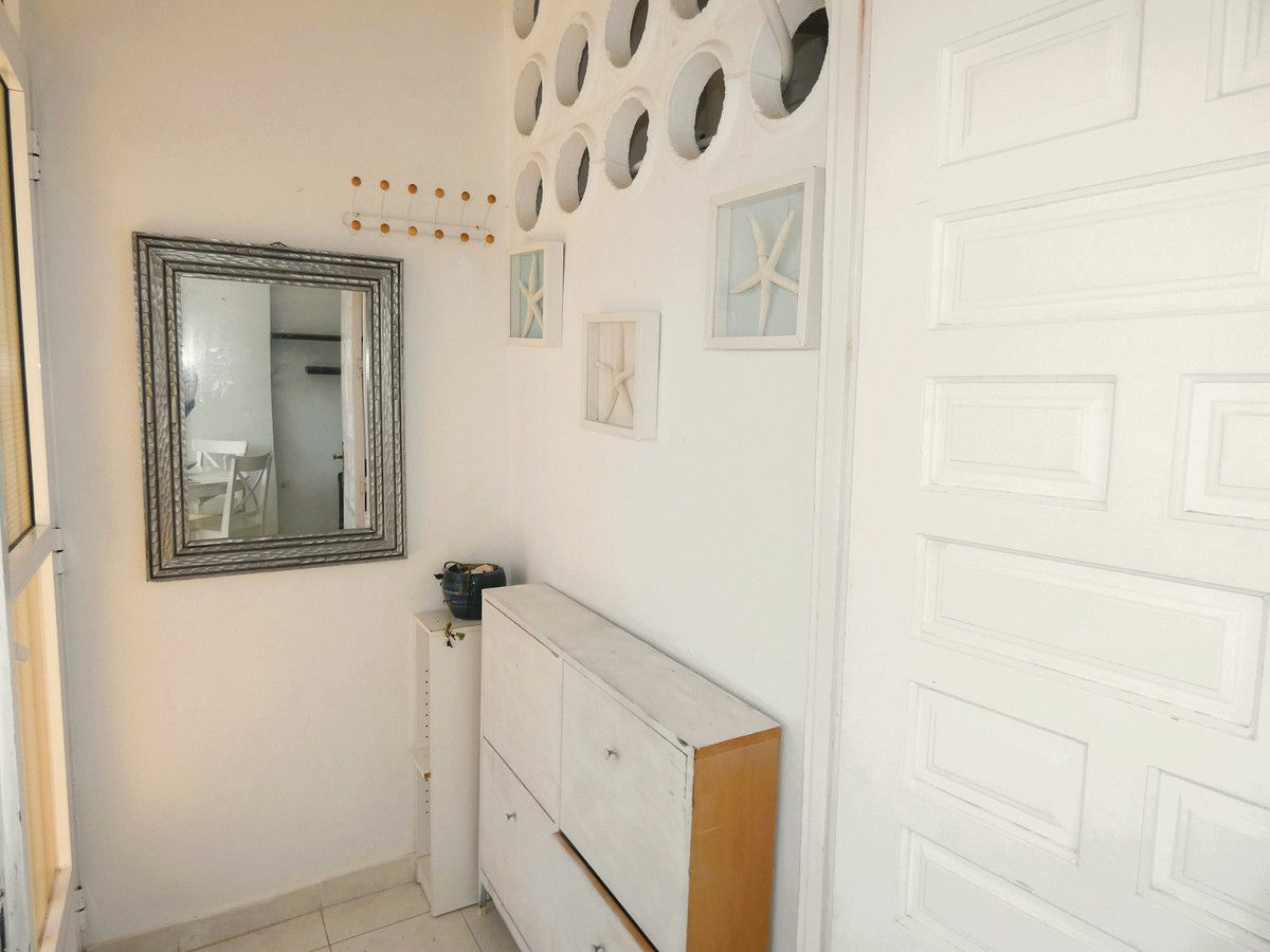 3-bedroom Apartment In Torrevieja, Spain (97 M²)