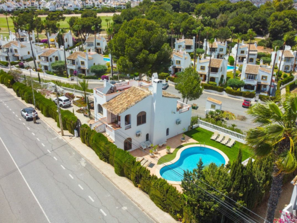 4-bedroom Villa In Orihuela Costa, Spain (150 M²)