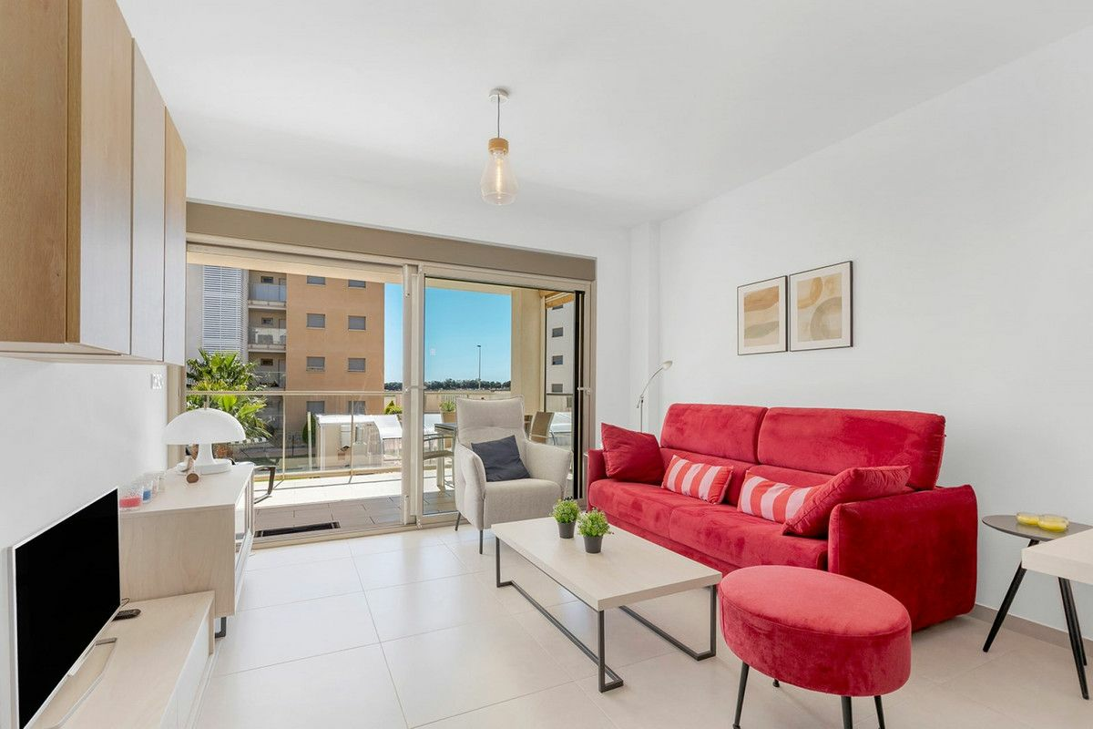2-bedroom Apartment In Orihuela Costa, Spain (81 M²)