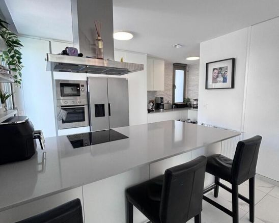 5-bedroom Villa In Orihuela Costa, Spain (148 M²)