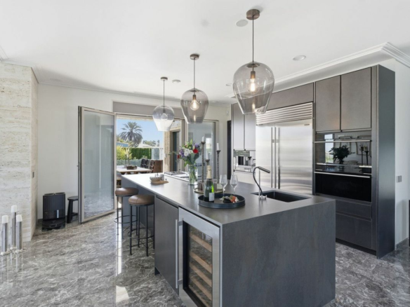 6-bedroom Villa In Orihuela Costa, Spain (442 M²)