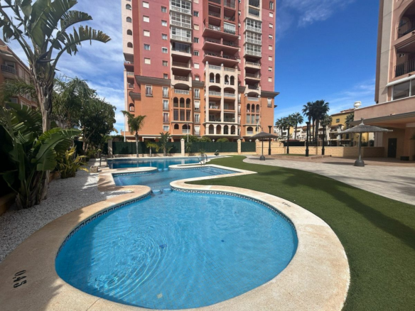 3-bedroom Apartment In Torrevieja, Spain (95 M²)