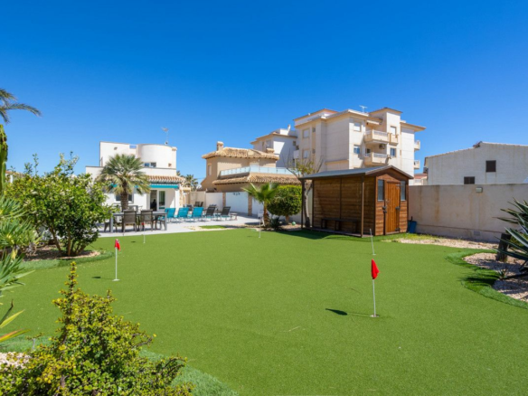 3-bedroom Villa In Orihuela Costa, Spain (94 M²)