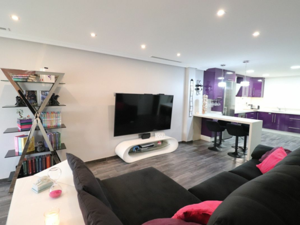 3-bedroom House In Redovan, Spain (241 M²)