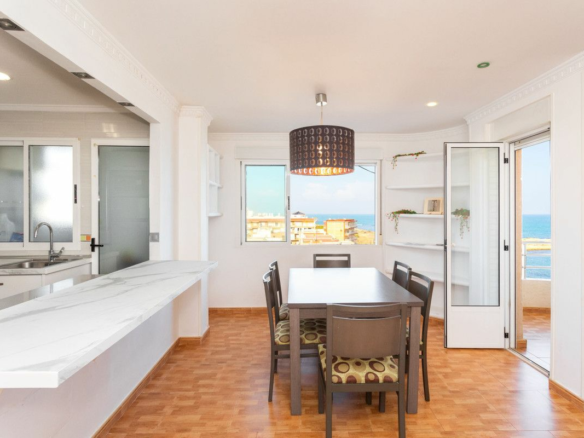 3-bedroom Apartment In Torrevieja, Spain (80 M²)