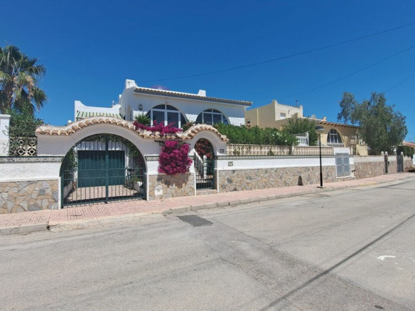 Villa In Orihuela Costa