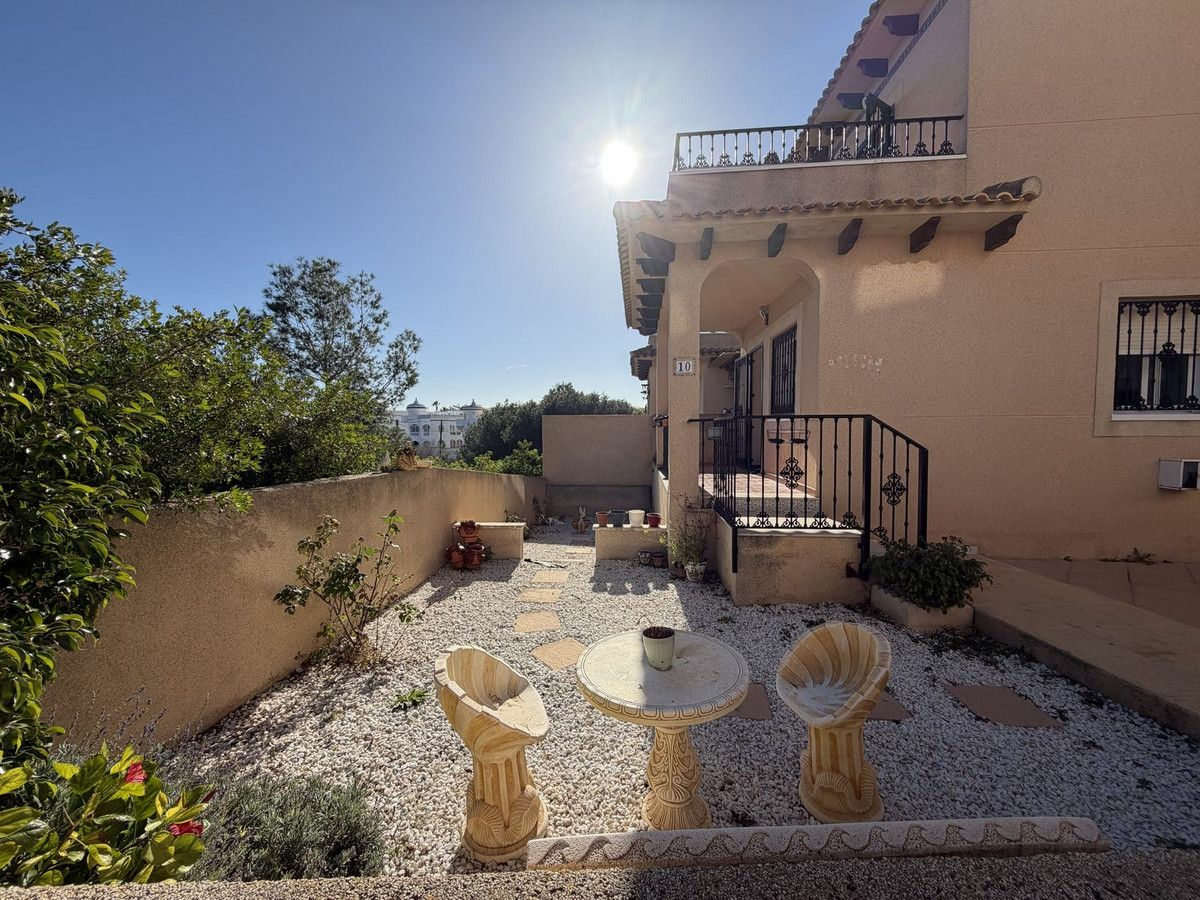 2-5-4ca30e Villa In San Miguel De Salinas