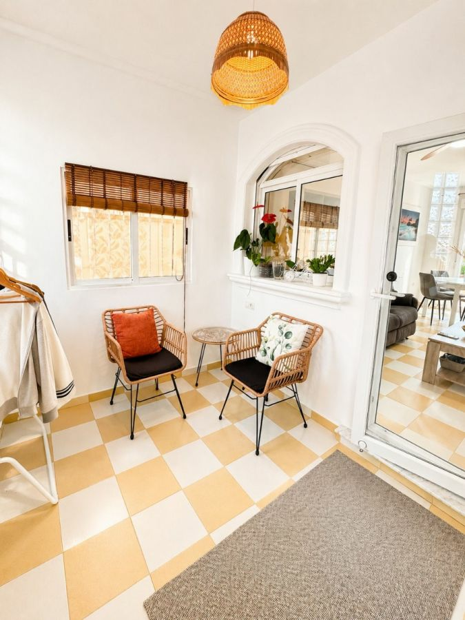 3-bedroom Villa In Torrevieja, Spain (86 M²)