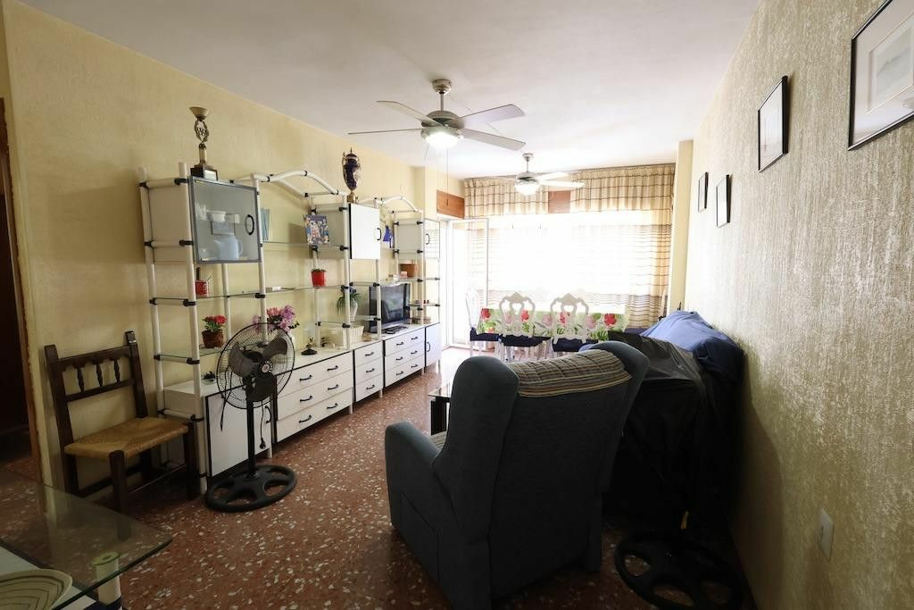 3-bedroom Apartment In Torrevieja, Spain (85 M²)