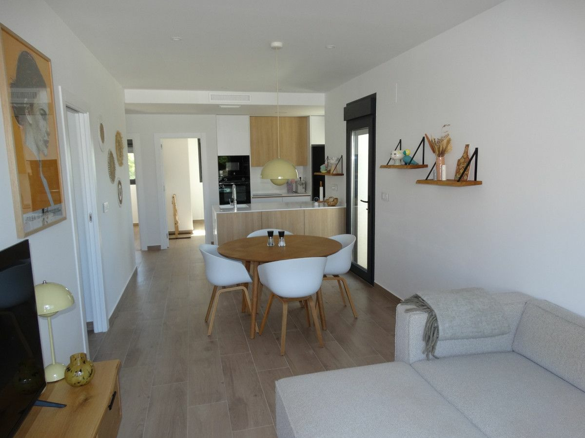 Apartment In Pilar De La Horadada