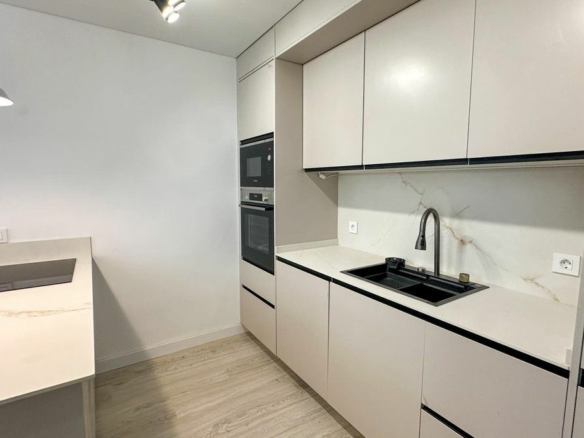 2-bedroom Apartment In Torrevieja, Spain (90 M²)