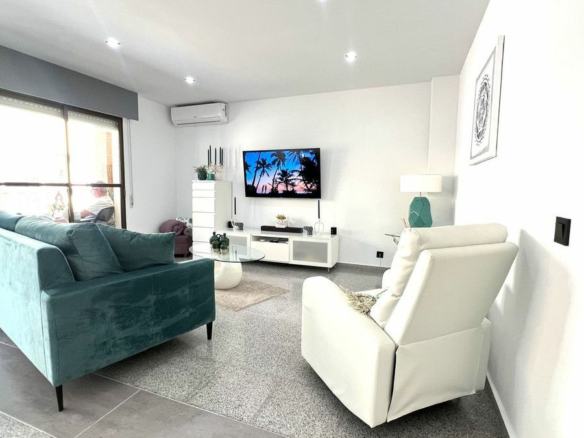 3-bedroom Apartment In Orihuela, Spain (130 M²)