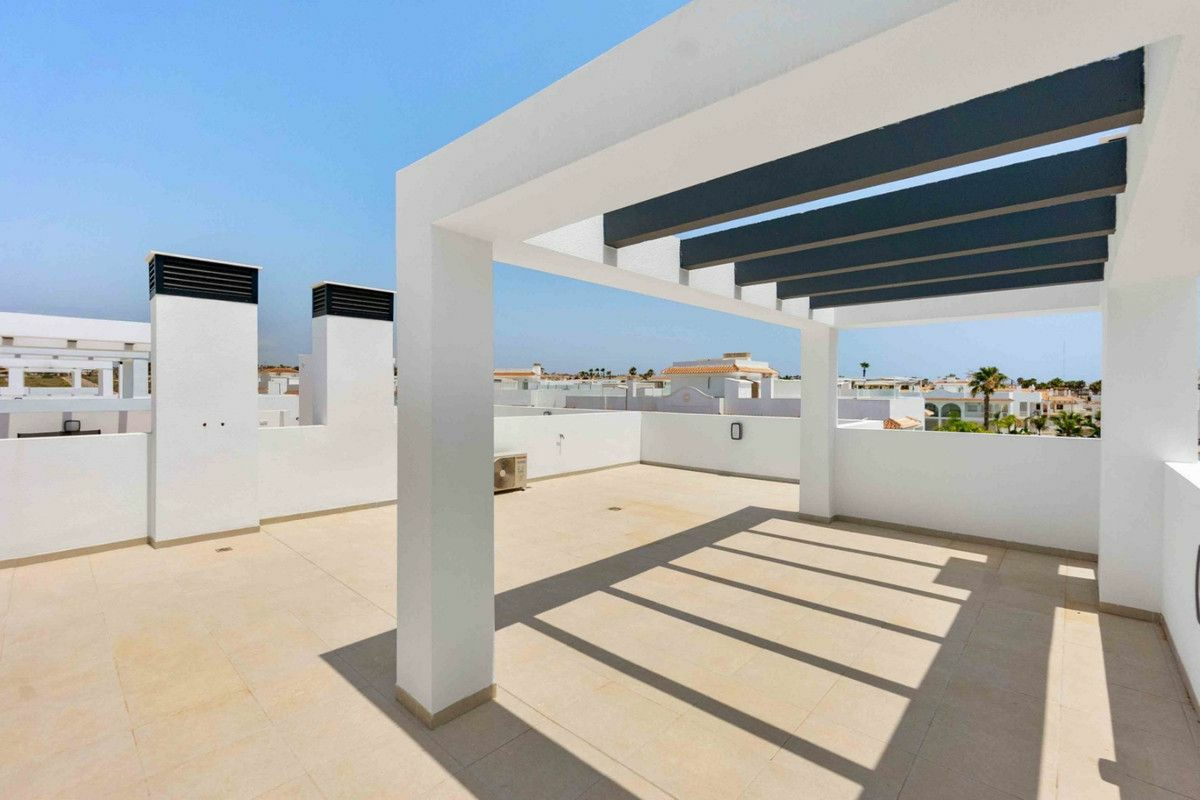 Apartment In Rojales