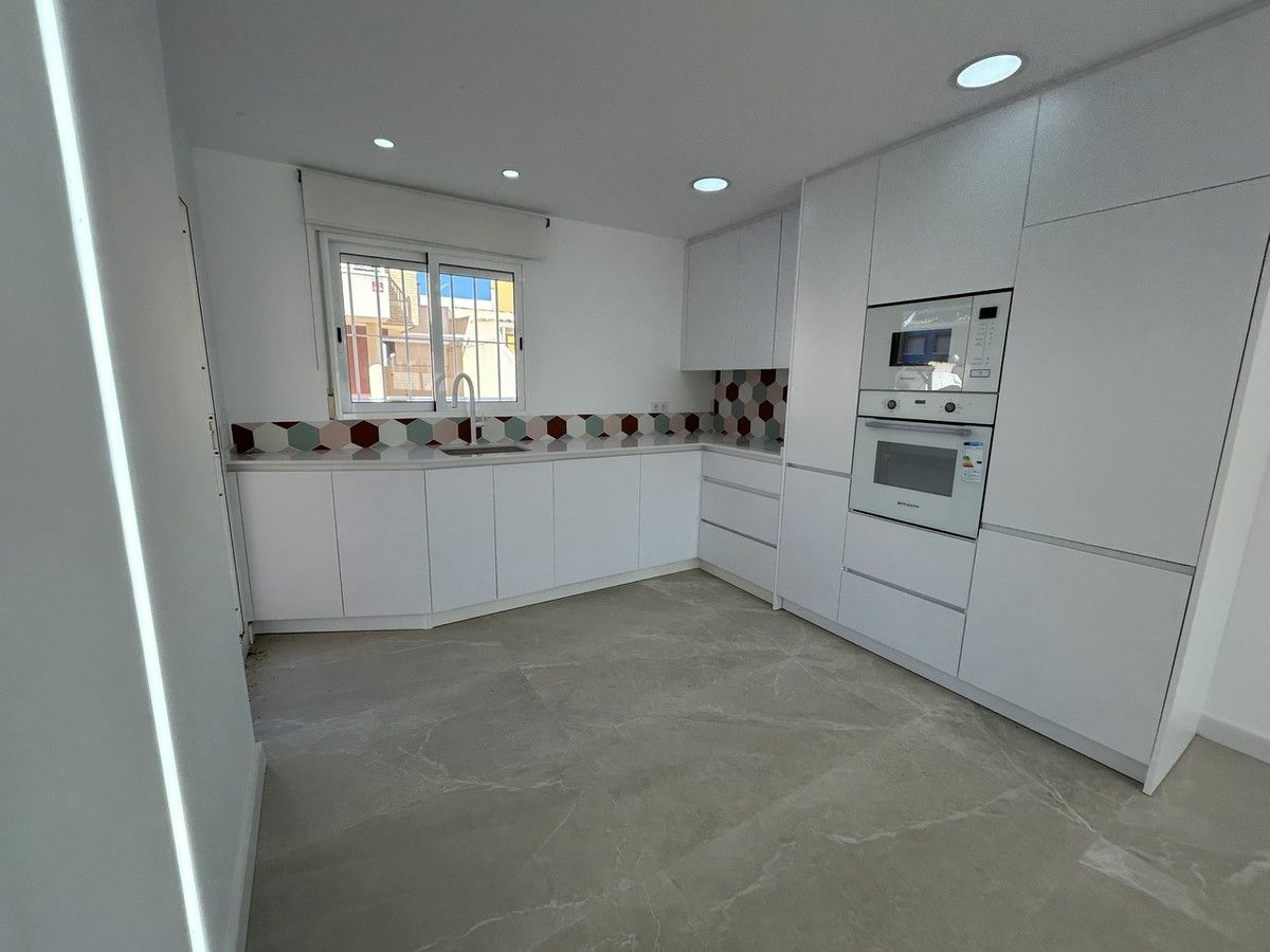 Apartment In Pilar De La Horadada