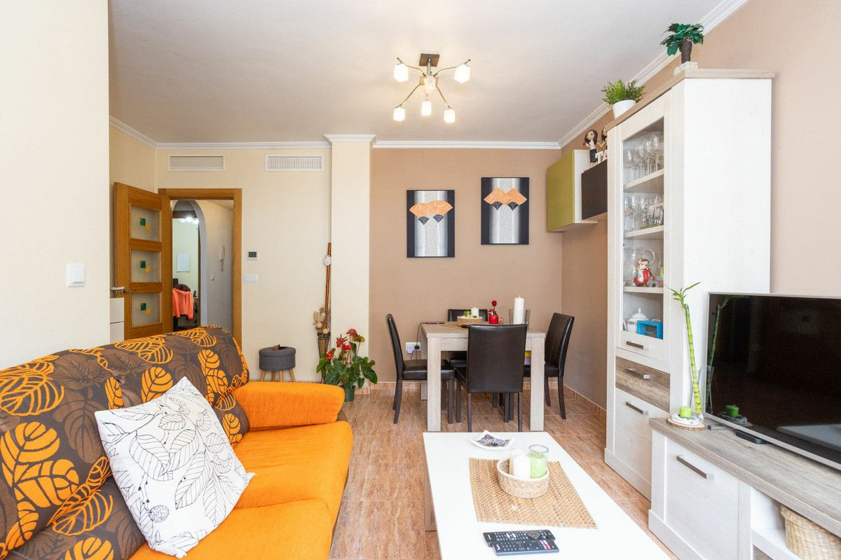 4-bedroom House In Los Alcázares, Spain (178 M²)