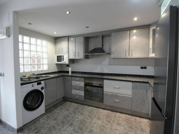 2-bedroom House In Gran Alacant, Spain (117 M²)