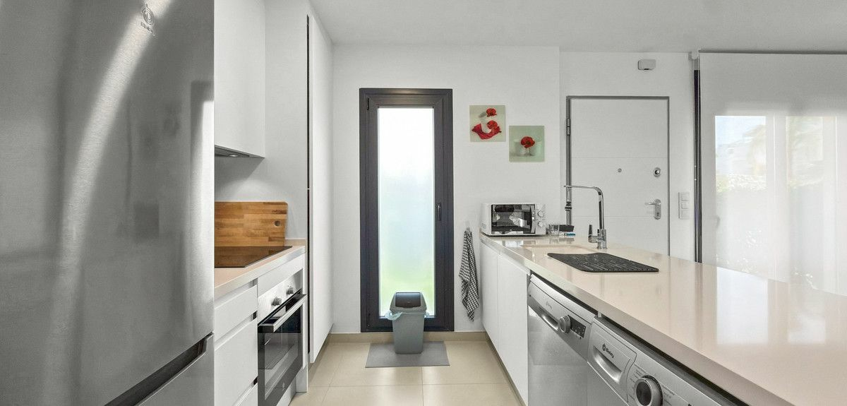 2-bedroom Apartment In Pilar De La Horadada, Spain (75 M²)