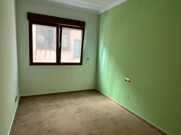 4-bedroom Apartment In Los Alcázares, Spain (178 M²)