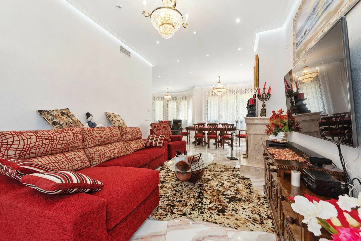 Villa In Orihuela Costa