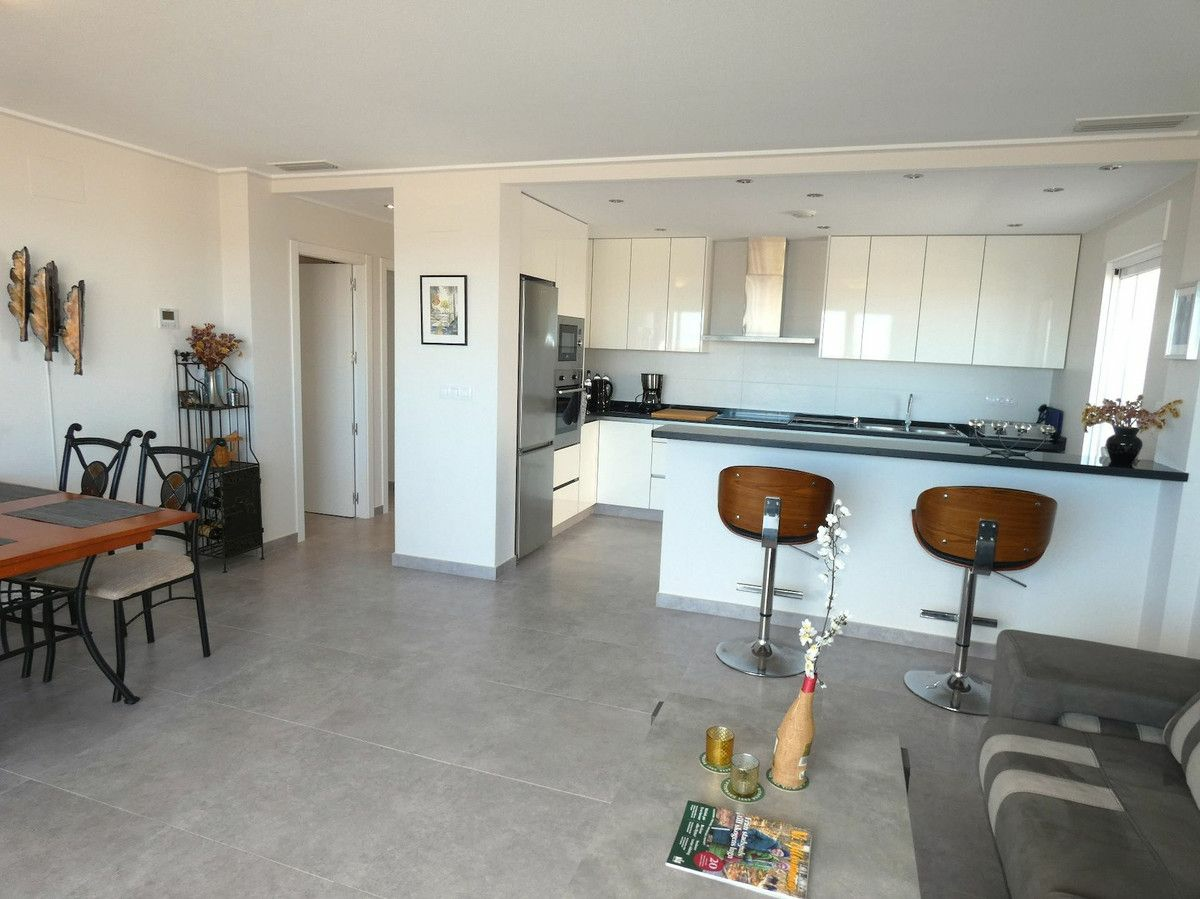 3-bedroom Apartment In Orihuela Costa, Spain (82 M²)