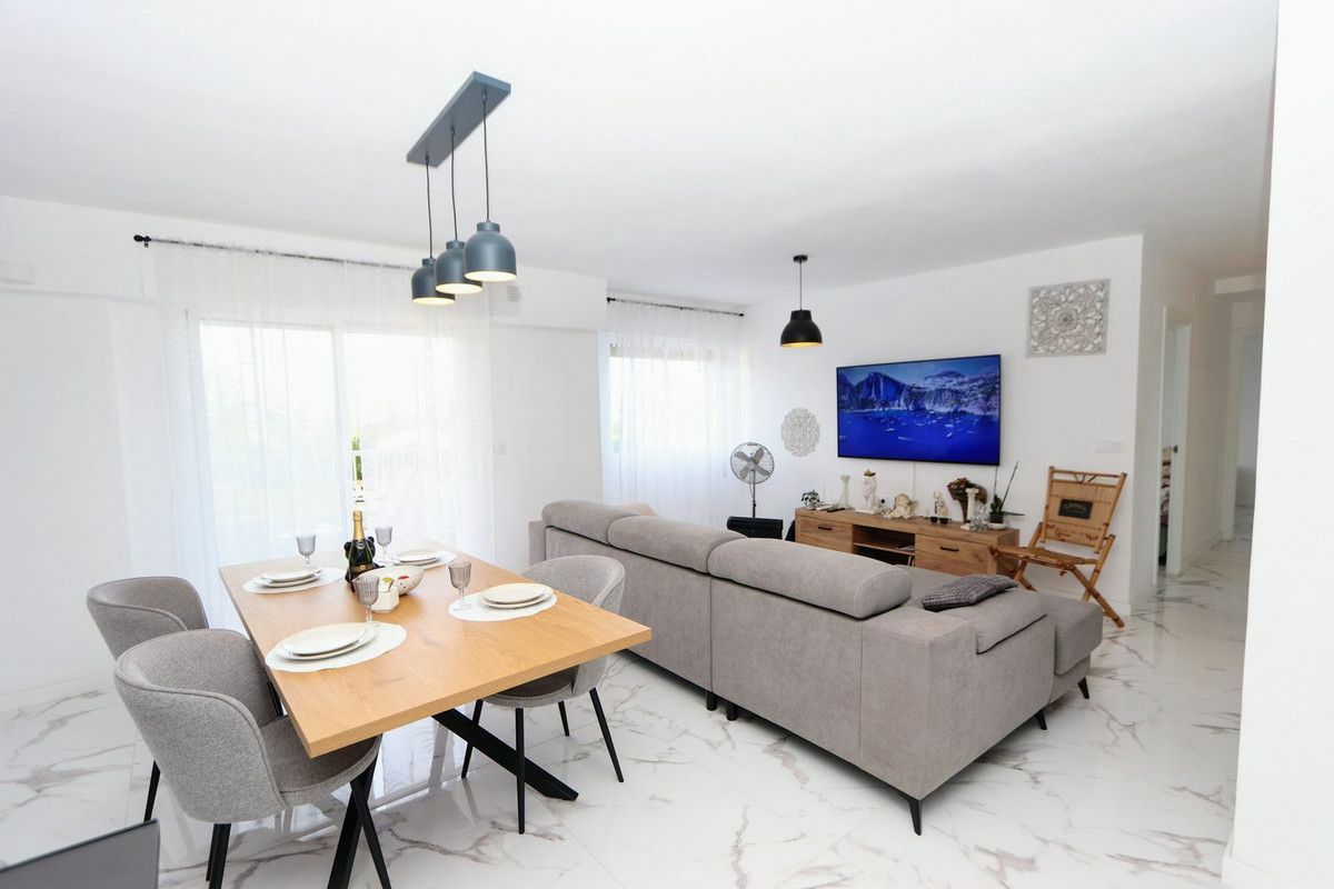 Apartment In Orihuela Costa