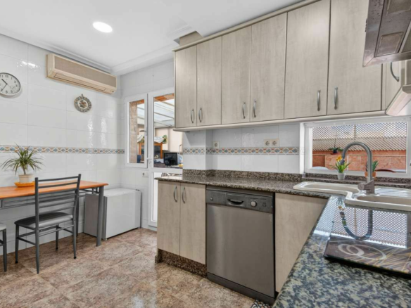 2-bedroom Apartment In Santiago De La Ribera, Spain (96 M²)