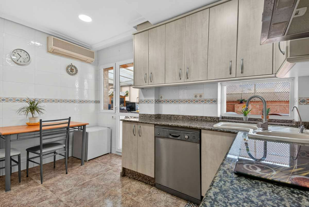 2-bedroom Apartment In Santiago De La Ribera, Spain (96 M²)