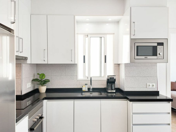 2-bedroom Apartment In Torrevieja, Spain (62 M²)