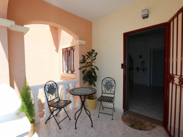 3-bedroom Apartment In Daya Nueva, Spain (90 M²)