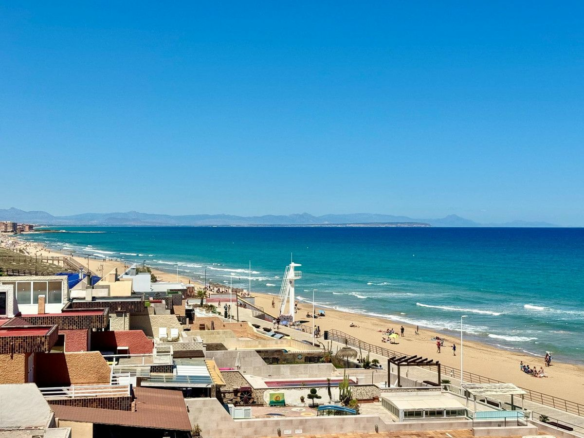 2-bedroom Apartment In Torrevieja, Spain (62 M²)