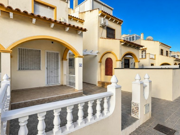 2-bedroom House In Orihuela Costa, Spain (72 M²)