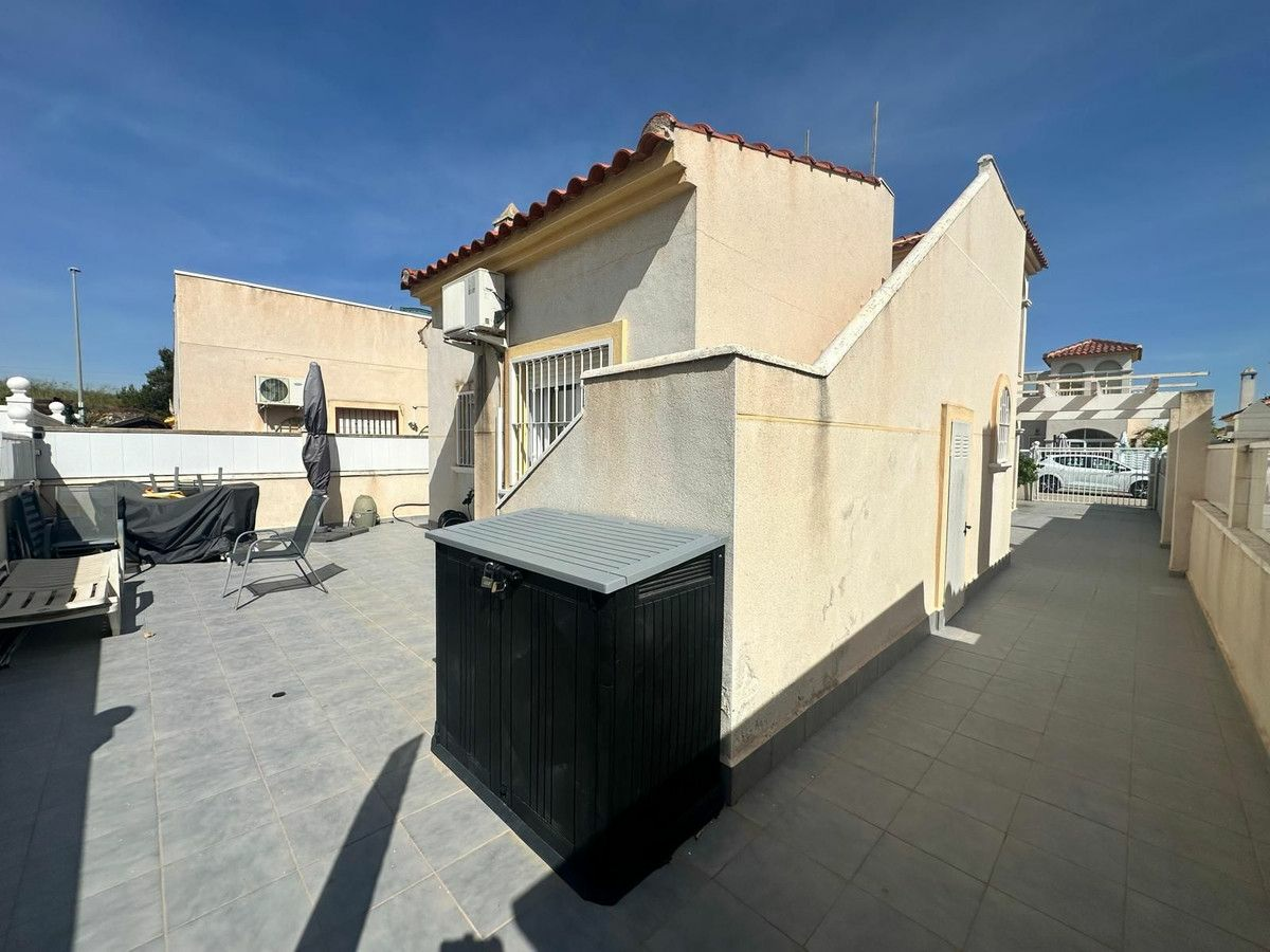 2-bedroom Villa In Algorfa, Spain (85 M²)