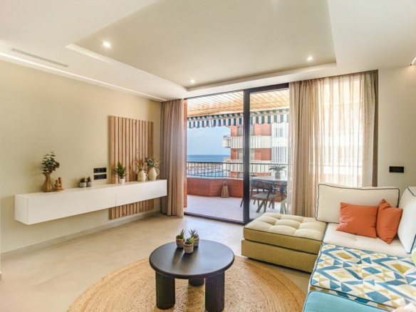 3-bedroom Apartment In Torrevieja, Spain (110 M²)