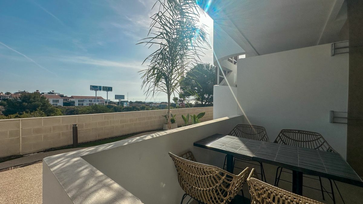 2-bedroom Apartment In Orihuela Costa, Spain (74 M²)